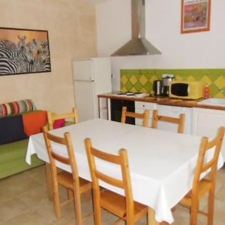 La Maison De Constance - Charmante Maison Provencale 3 * Aigues-Mortes